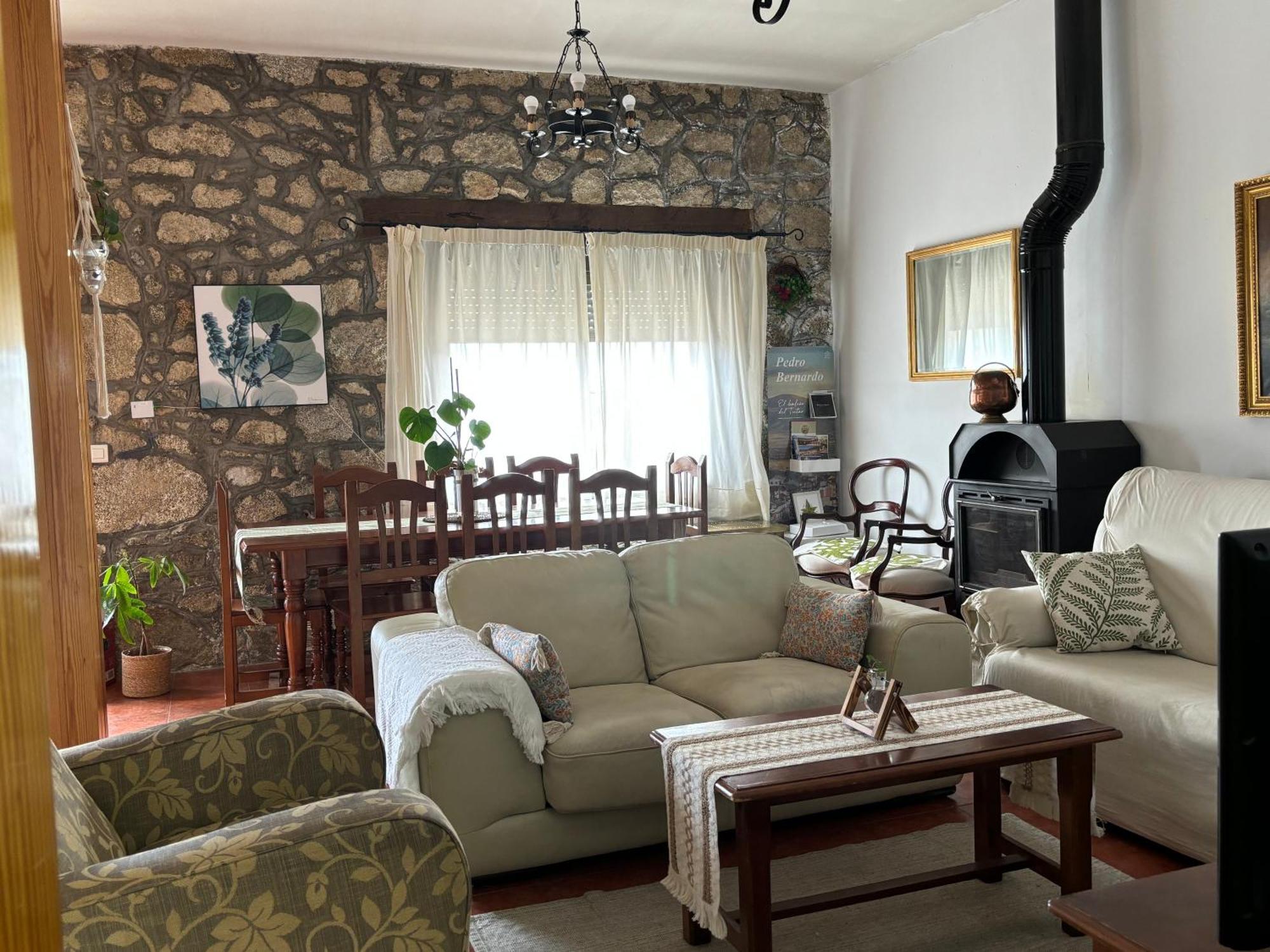 Espejo Del Tietar Villa Pedro Bernardo Eksteriør billede